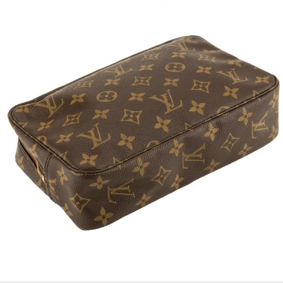 LOUIS VUITTON Monogram Trousse Toilette 23 - Picture 2 of 9